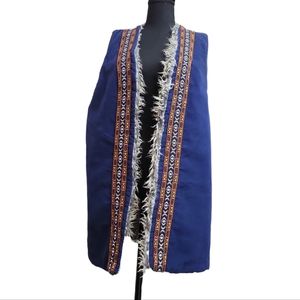 Vintage Embroidered Vest with faux shearling lining no tags